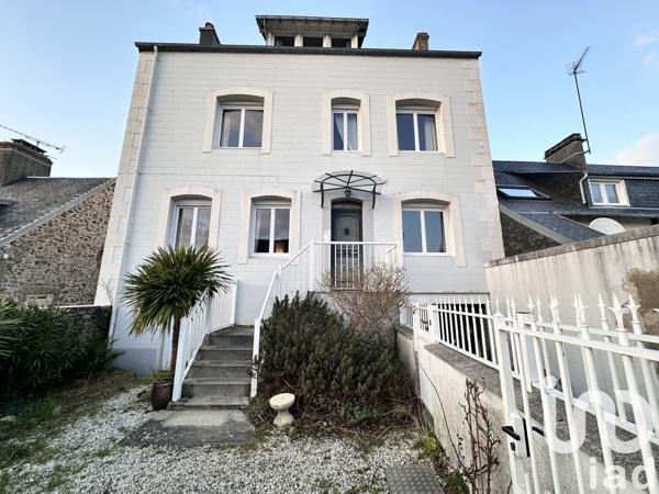 Maison 6 pièces de 160 m² à Agon-Coutainville (50230)