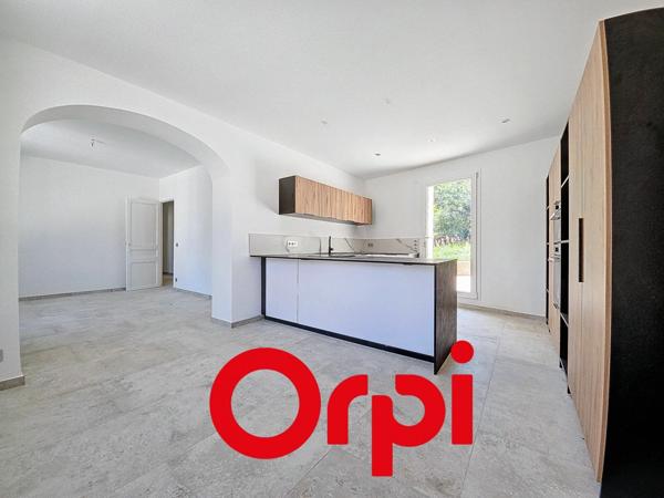 Appartement à vendre    3 pièces • 92 m2 Bandol