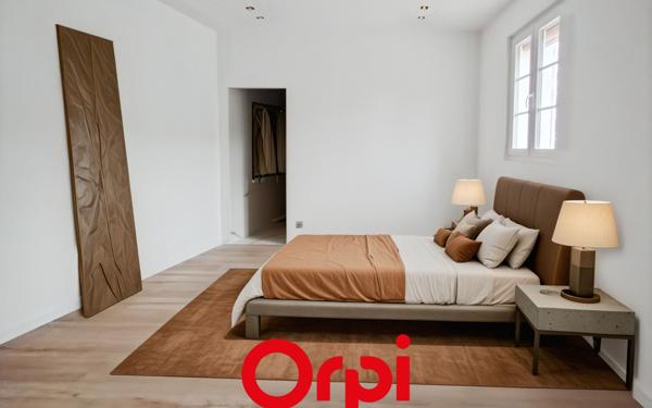 Appartement à vendre    3 pièces • 92 m2 Bandol