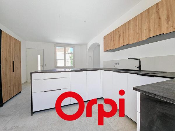 Appartement à vendre    3 pièces • 92 m2 Bandol