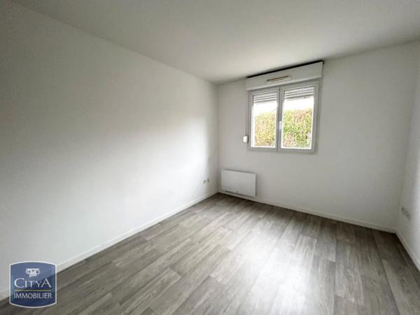 Appartement à louer 2 pièces 48.91m² Cambrai (59400)