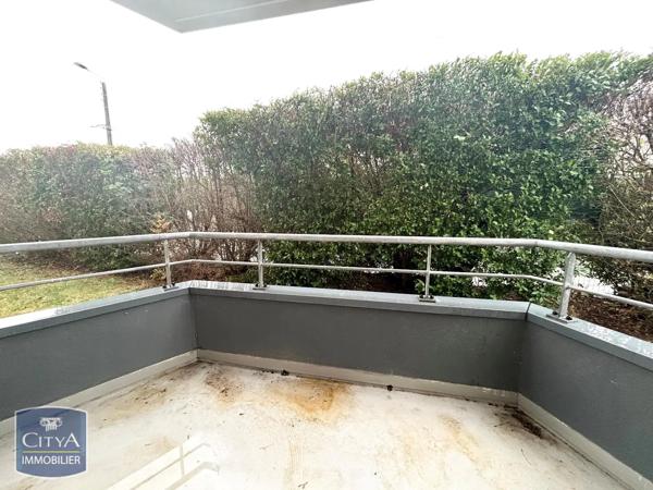 Appartement à louer 2 pièces 48.91m² Cambrai (59400)