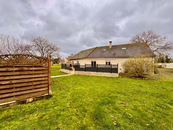 Maison 4 chambres, dépendances et grand terrain