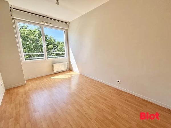 Appartement 4 pièce(s)