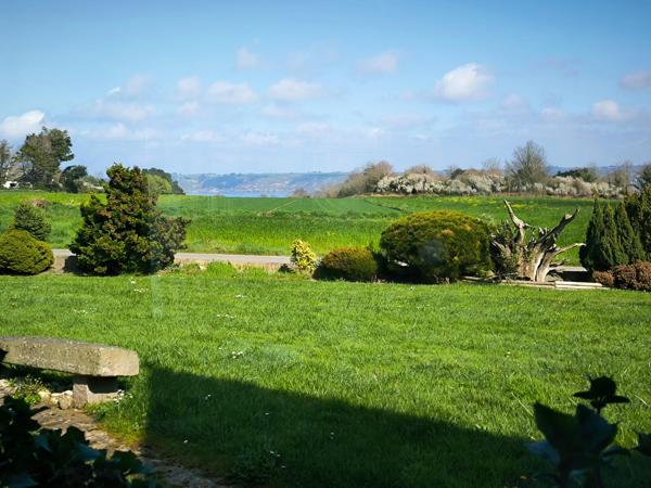 Belle propriété à 2 pas des plages
