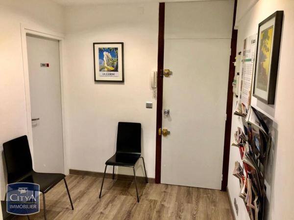 Local commercial à louer 37.41m²