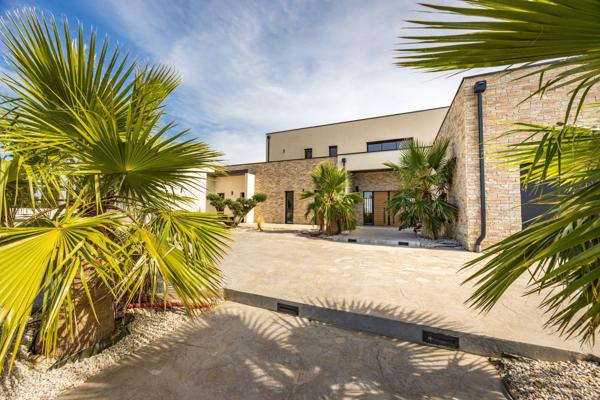 Vente Maison de luxe Carcassonne 7 Pièces 390 m²