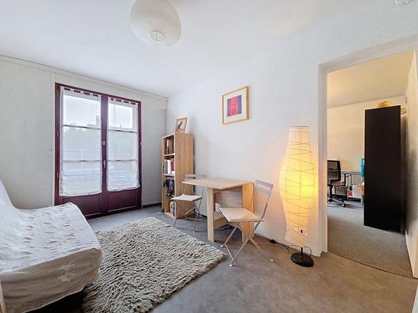 Exclusivité Nestenn. Grand maison familiale 6 pièces de 158m² sur un terrain arboré et piscinable de 700m²