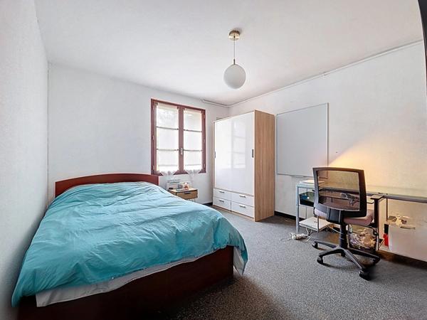 Exclusivité Nestenn. Grand maison familiale 6 pièces de 158m² sur un terrain arboré et piscinable de 700m²