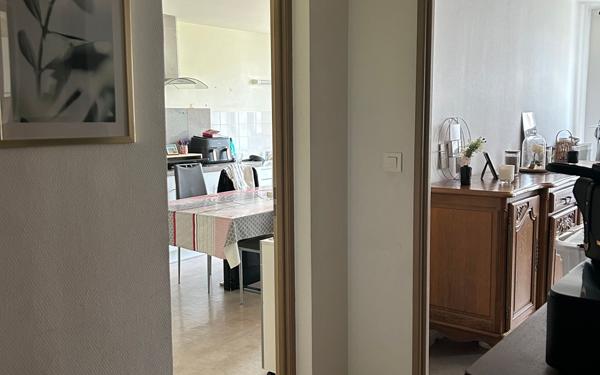 Appartement à louer    4 pièces •  Èvres