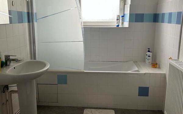 Appartement à louer    4 pièces •  Èvres