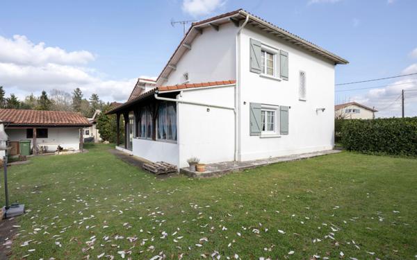 Maison à vendre    5 pièces • 133,40 m2 Mont-de-Marsan