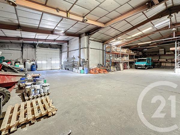 à vendre  1008,76 m2 SAULXURES LES NANCY - 54