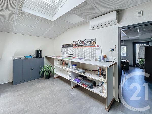 à vendre  1008,76 m2 SAULXURES LES NANCY - 54