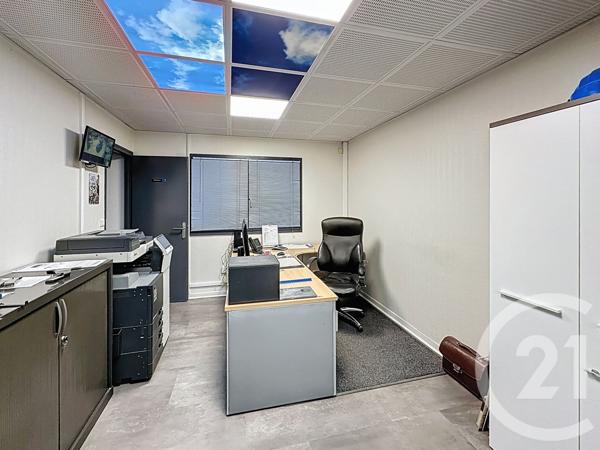 à vendre  1008,76 m2 SAULXURES LES NANCY - 54