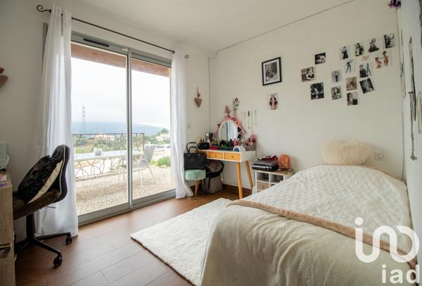 Maison 10 pièces de 370 m² à Colomars (06670)