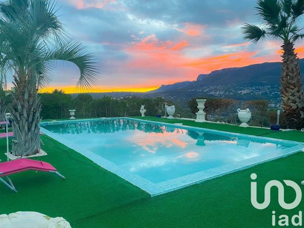 Maison 10 pièces de 370 m² à Colomars (06670)