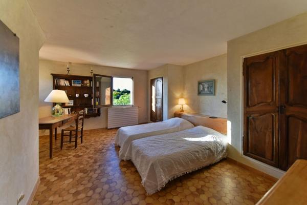 Vente Maison de luxe Oraison 18 Pièces 475 m²
