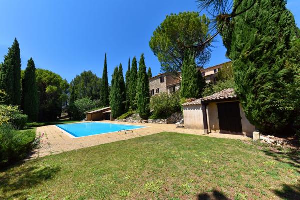 Vente Maison de luxe Oraison 18 Pièces 475 m²