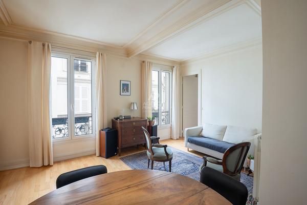 PARIS 17EME - RUE DE LEVIS - METRO VILLIERS €570 000 ** - Référence 6773-SB