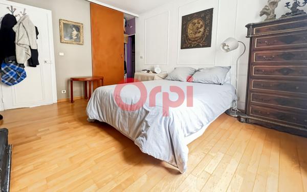 Appartement à vendre    3 pièces • 58 m2 Paris 10