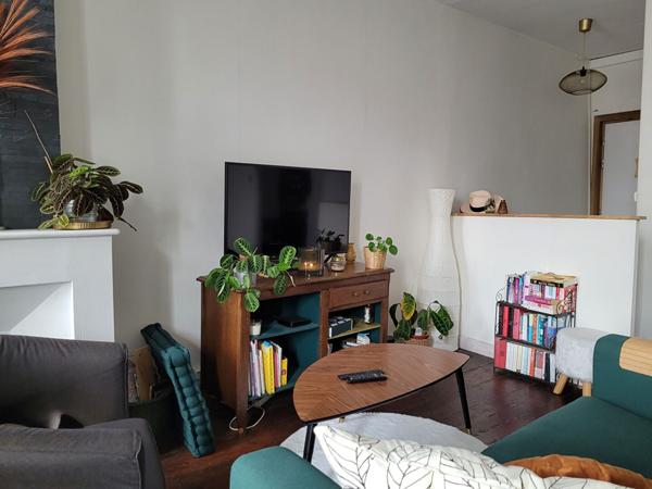 ROCHEFORT hyper centre appartement au 2ème de 57 m² de type 3 avec cave privative