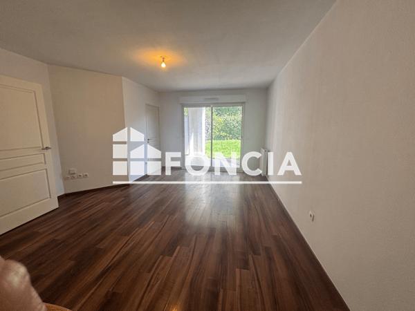 Location Appartement 2 pièces 50.2 m² - 22 ALLEE DES ACACIAS Lons 64140