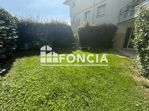 Location Appartement 2 pièces 50.2 m² - 22 ALLEE DES ACACIAS Lons 64140