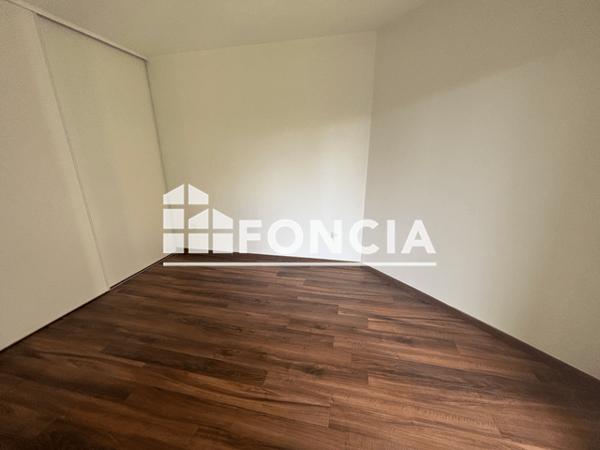 Location Appartement 2 pièces 50.2 m² - 22 ALLEE DES ACACIAS Lons 64140
