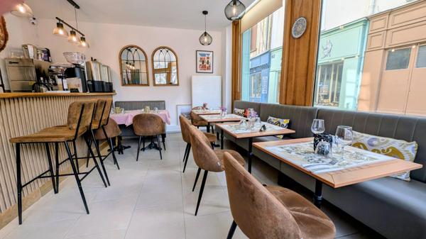 Restaurant sur un emplacement n°1 bis