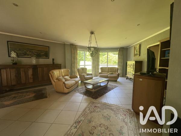 Maison à vendre 12 pièces 240 m² Pont-de-Buis-lès-Quimerch