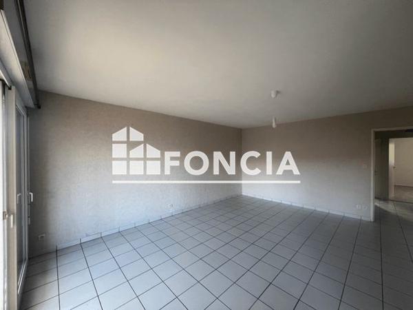 Location Appartement 3 pièces 66 m² - 13 AVENUE JEAN MARTOURET Monistrol-sur-loire 43120