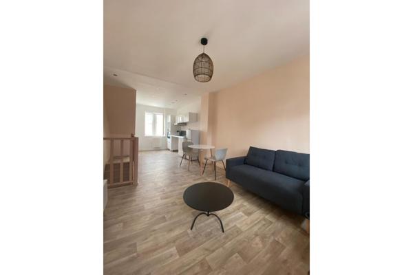 A LOUER : T2 à LAMBERSART • Rue Gabrielle Bouveur - LOMME LAMBERSART • 760 € CC • Réf. 797-001