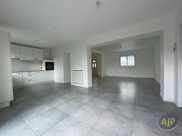 Location maison Orvault : 1 560 € - AJP Immobilier Nantes Nord