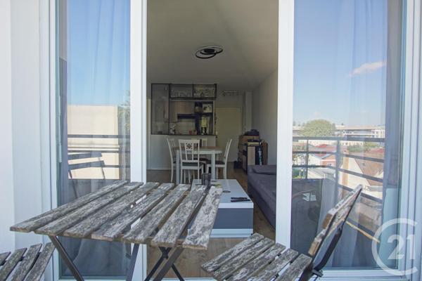 Appartement F2 à vendre  2 pièces - 39,16 m2 CHOISY LE ROI - 94