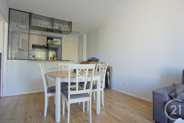 Appartement F2 à vendre  2 pièces - 39,16 m2 CHOISY LE ROI - 94