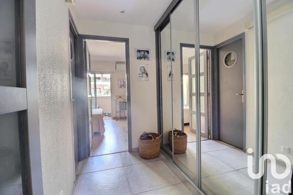Appartement 3 pièces de 73 m² à Le Lavandou (83980)