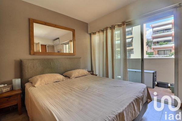 Appartement 3 pièces de 73 m² à Le Lavandou (83980)