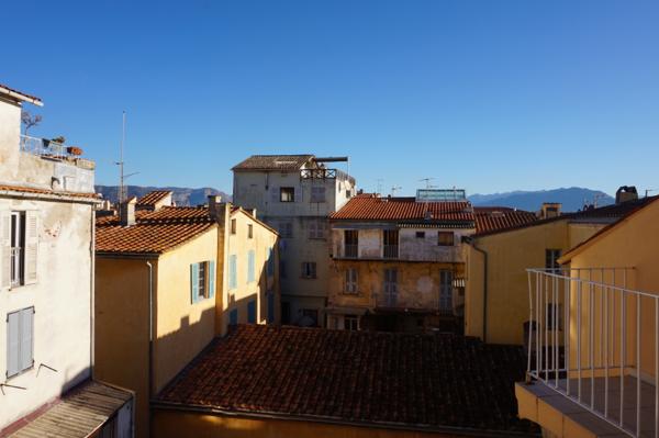 Appartement 2 piece(s) - 45,73 m2 - Ajaccio - Centre historique - vue dégagée