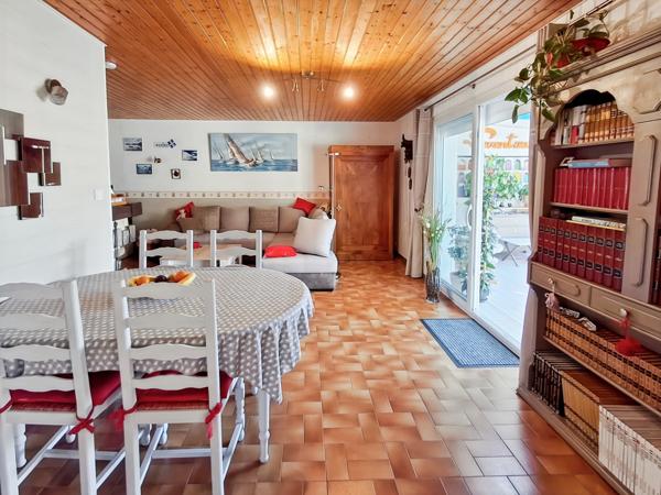 Maison à vendre 6 pièces ANGOULINS (17)