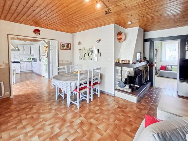 Maison à vendre 6 pièces ANGOULINS (17)