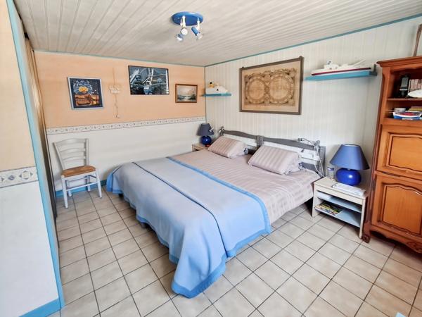 Maison à vendre 6 pièces ANGOULINS (17)