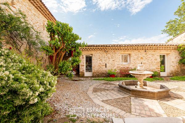 Propriété d’exception 12 pièce(s) 400 m2- Pays de Forcalquier / Montagne de Lure