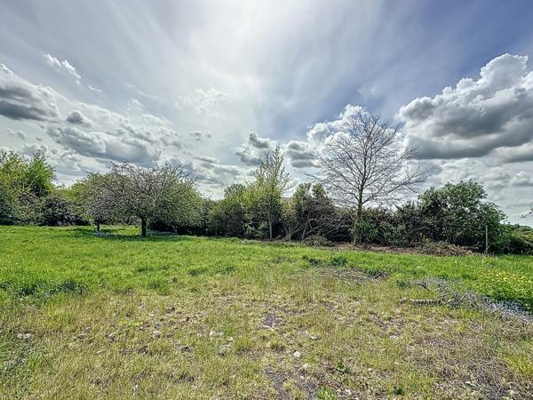Terrain viabilisé de 1630 m²