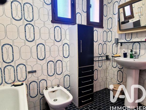 Maison à vendre 5 pièces 87 m² Sanary-sur-Mer