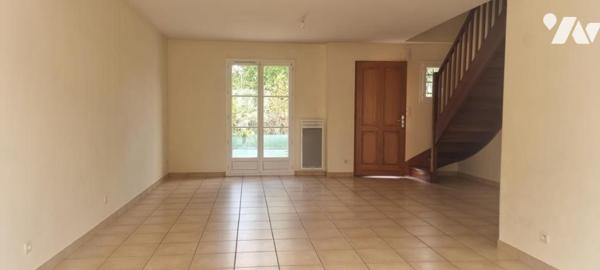 Maison familiale de 108,7 m² – 4 chambres – Jardin clos et garage