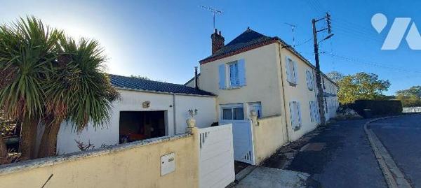 Maison à Vendre à Montigné-le-Brillant (53970) en Mayenne (53)

Cette maison dispose d'une su...