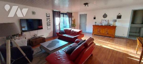 Maison à Vendre à Montigné-le-Brillant (53970) en Mayenne (53)

Cette maison dispose d'une su...