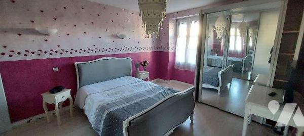 Maison à Vendre à Montigné-le-Brillant (53970) en Mayenne (53)

Cette maison dispose d'une su...