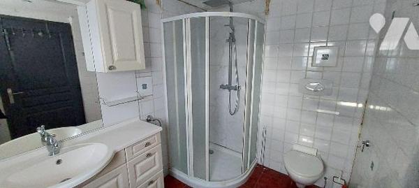 Maison à Vendre à Montigné-le-Brillant (53970) en Mayenne (53)

Cette maison dispose d'une su...